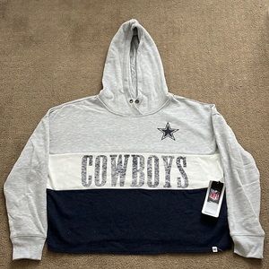 new large cowboys hoodie